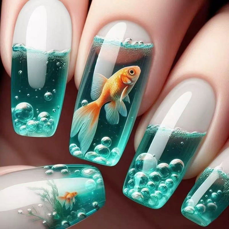 Kunstnägel mit 3D-Wassertropfen und Fischdesign Brehn