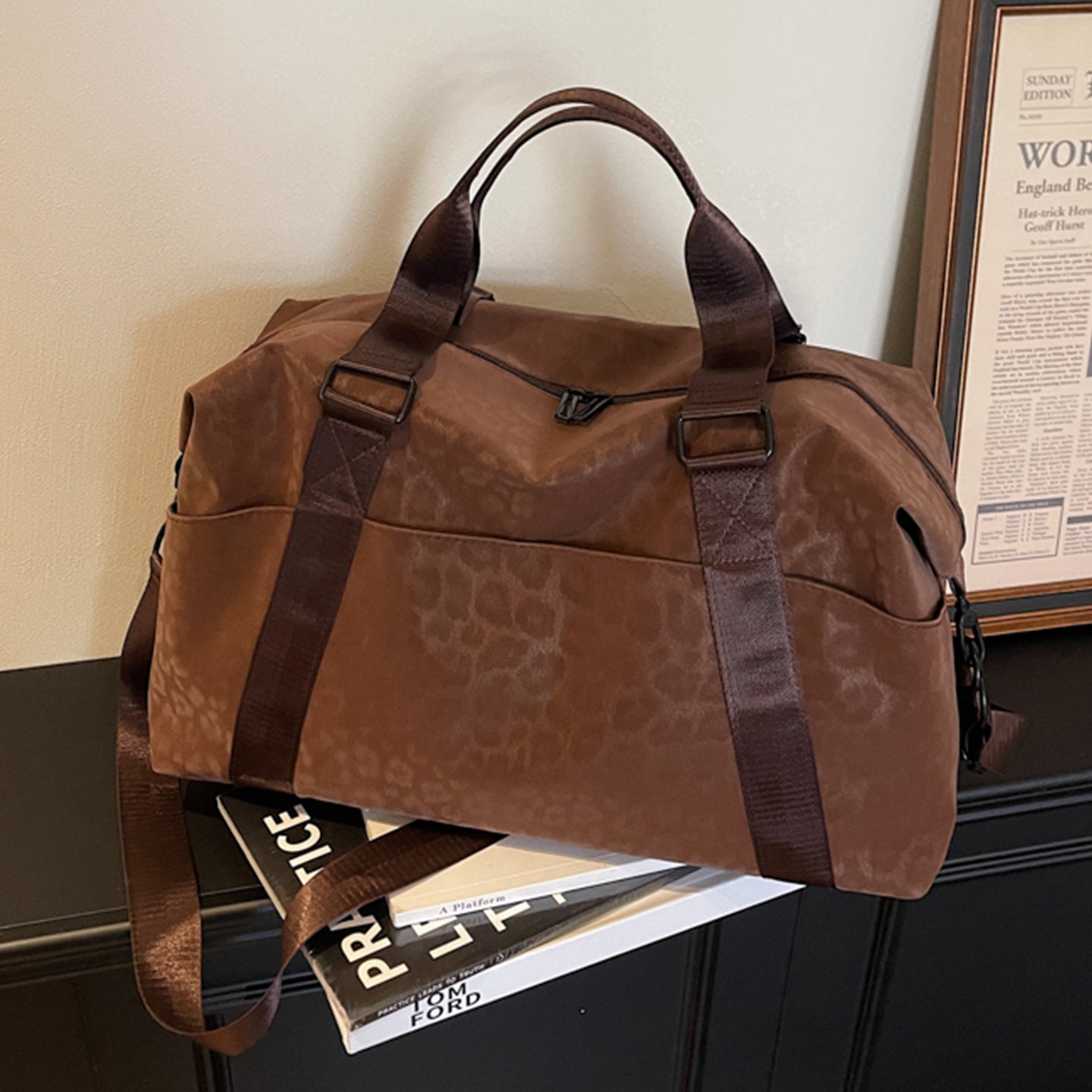 Sportliche Reisetasche mit Strukturiertem Obermaterial Brehn