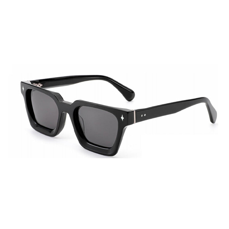 Damen Sonnenbrille im modernen Design mit breitem Rahmen und hochwertigem UV-Schutz Brehn