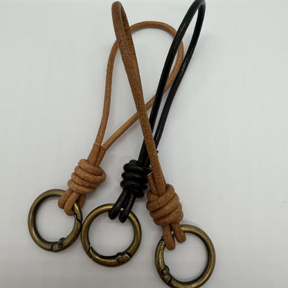Handgemachter Leder-Schlüsselanhänger Brehn