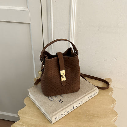 Gewebte Leder Eimer-Handtasche