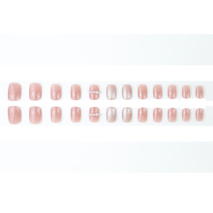 Luxus Press-On Nagelset mit Perlen- und Glitzerakzenten Brehn