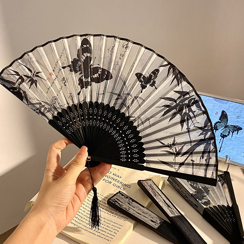 Handgefertigter Fächer mit Elegantem Schmetterlingsdesign Brehn