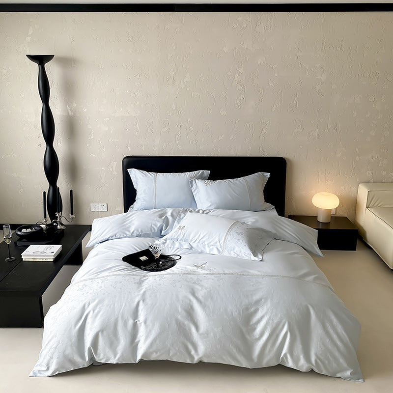 Luxus Satin Jacquard Bettbezug Set mit besticktem Blumenbordüre und Kissenbezügen