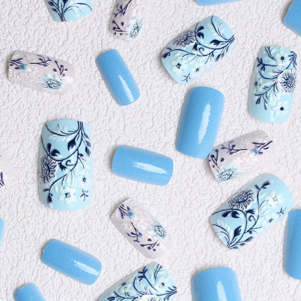 Botanische Blumen Press-On Nagelkunst Brehn