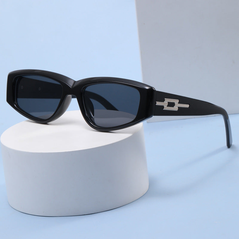 Damen modische Sonnenbrille mit eleganter Rahmenverzierung Brehn