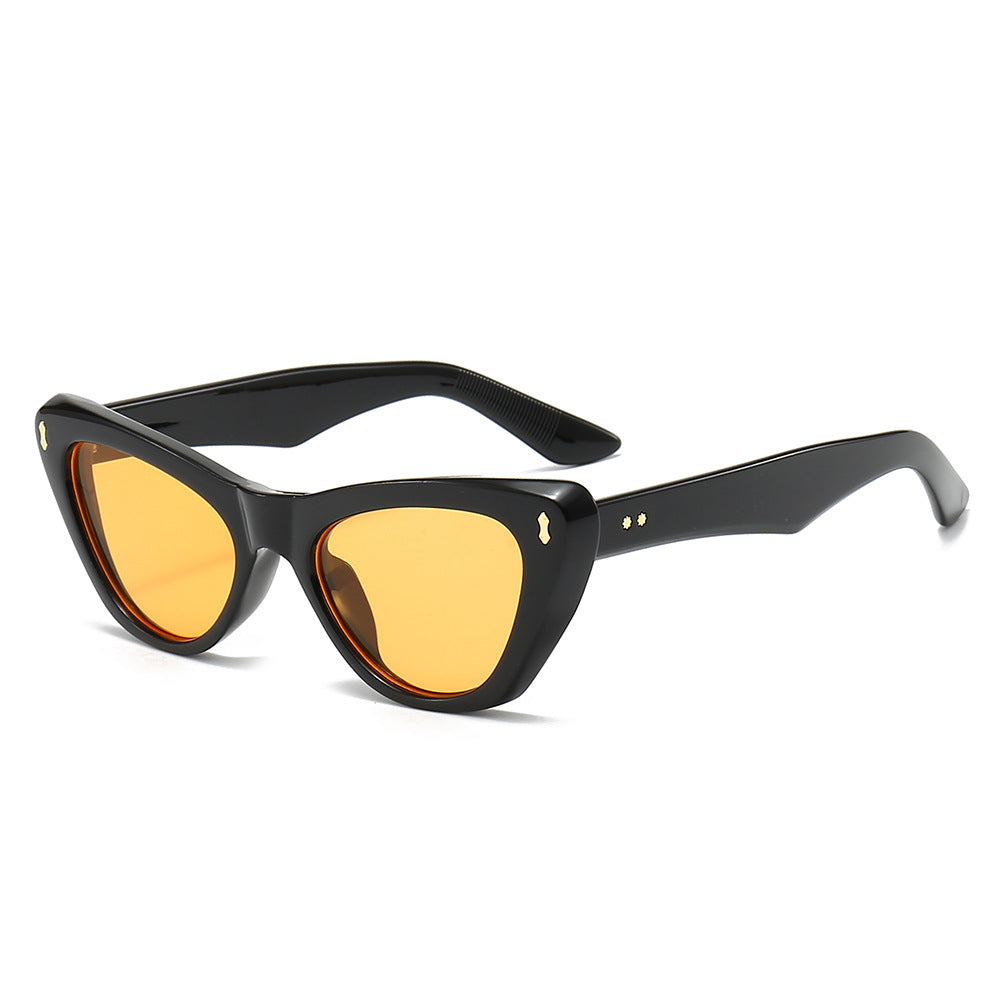 Damen Cat-Eye Sonnenbrille mit eleganten akzentuierten Rahmen Brehn