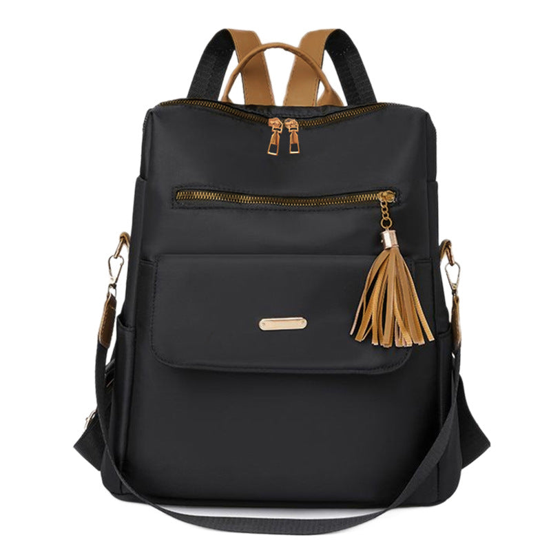 Multifunktionaler Rucksack mit dekorativem Quast Brehn