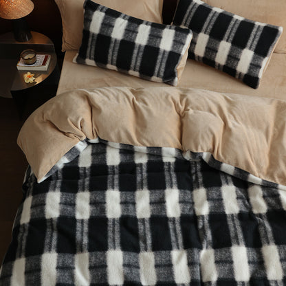 Kuscheliges Karomuster-Bettwäsche- und Wohndecken-Set aus Microfleece mit Wendefunktion