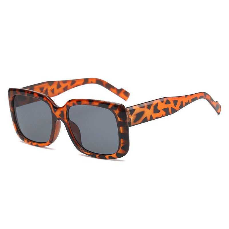 Damen modische quadratische Sonnenbrille mit transparentem Rahmen und innovativem Design Brehn