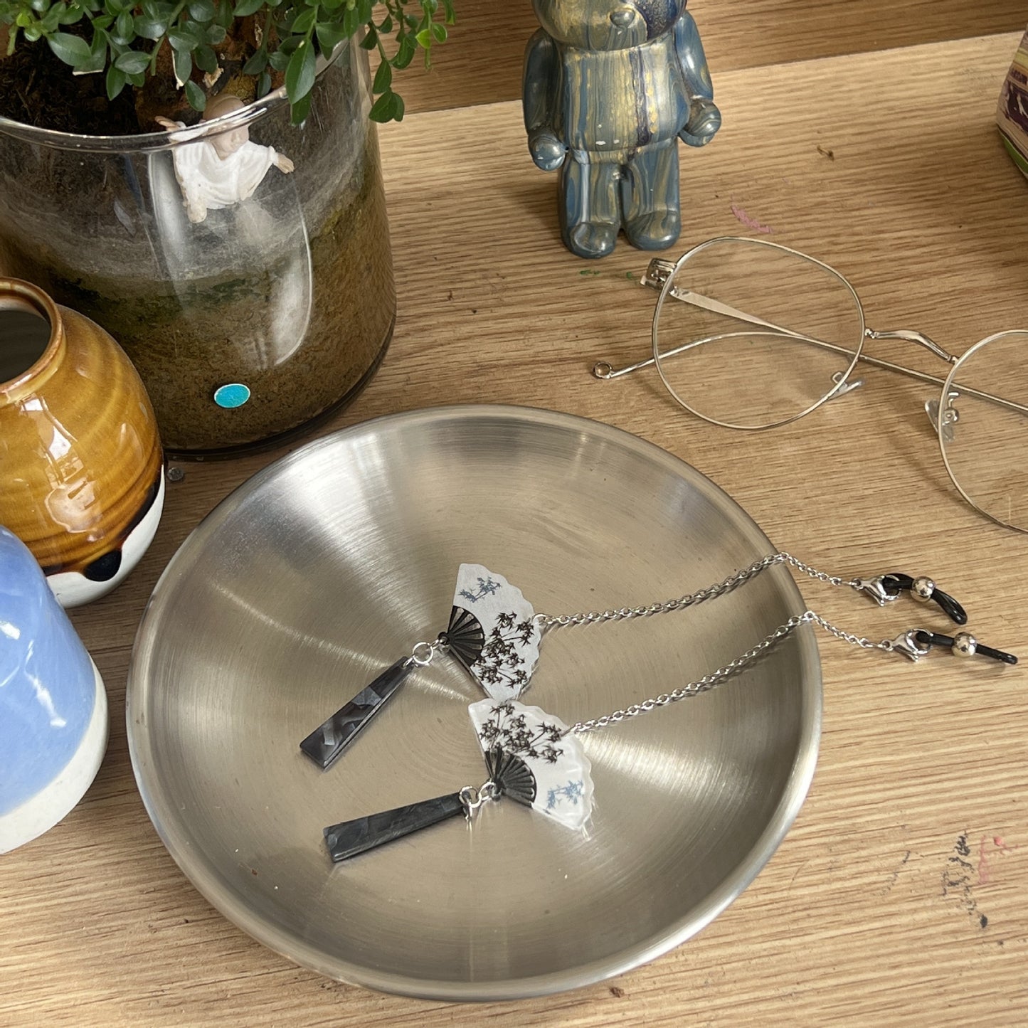 Künstlerische Aussage Brillen Kette Brehn
