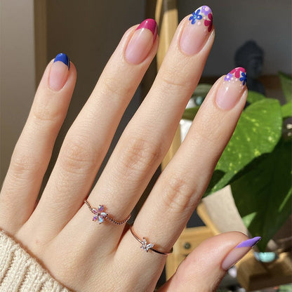 Blumengemusterte Press-On Nagelset Brehn