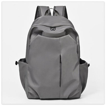 Schlanker minimalistischer Rucksack