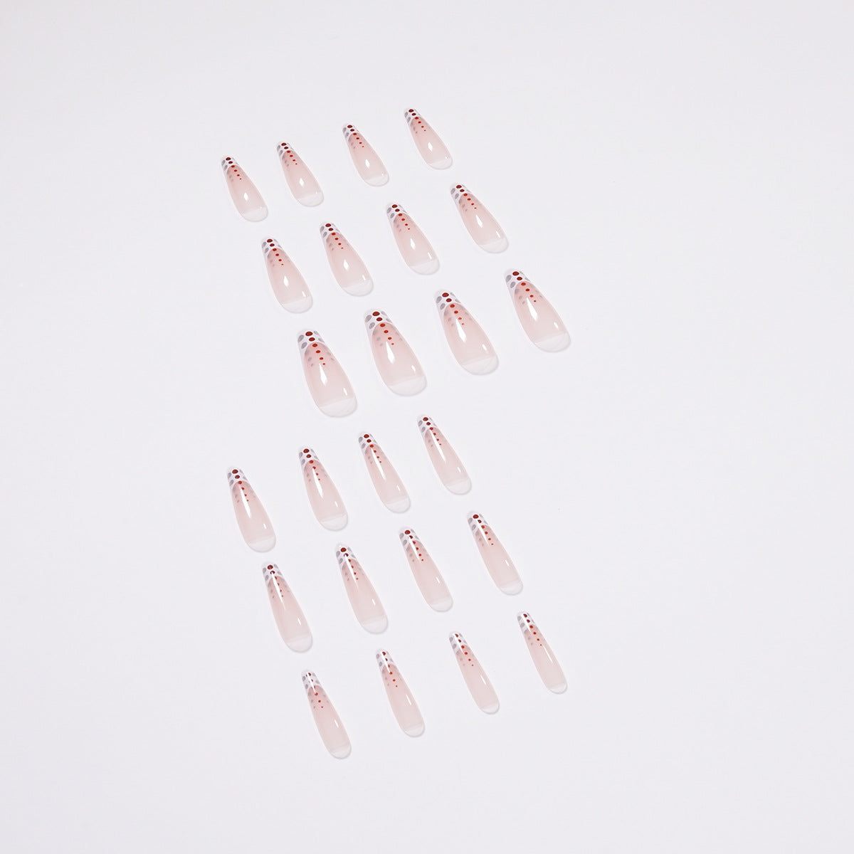 Kunstvolle Nagelverlängerungen mit eleganten Dots und schimmerndem Ombré Brehn