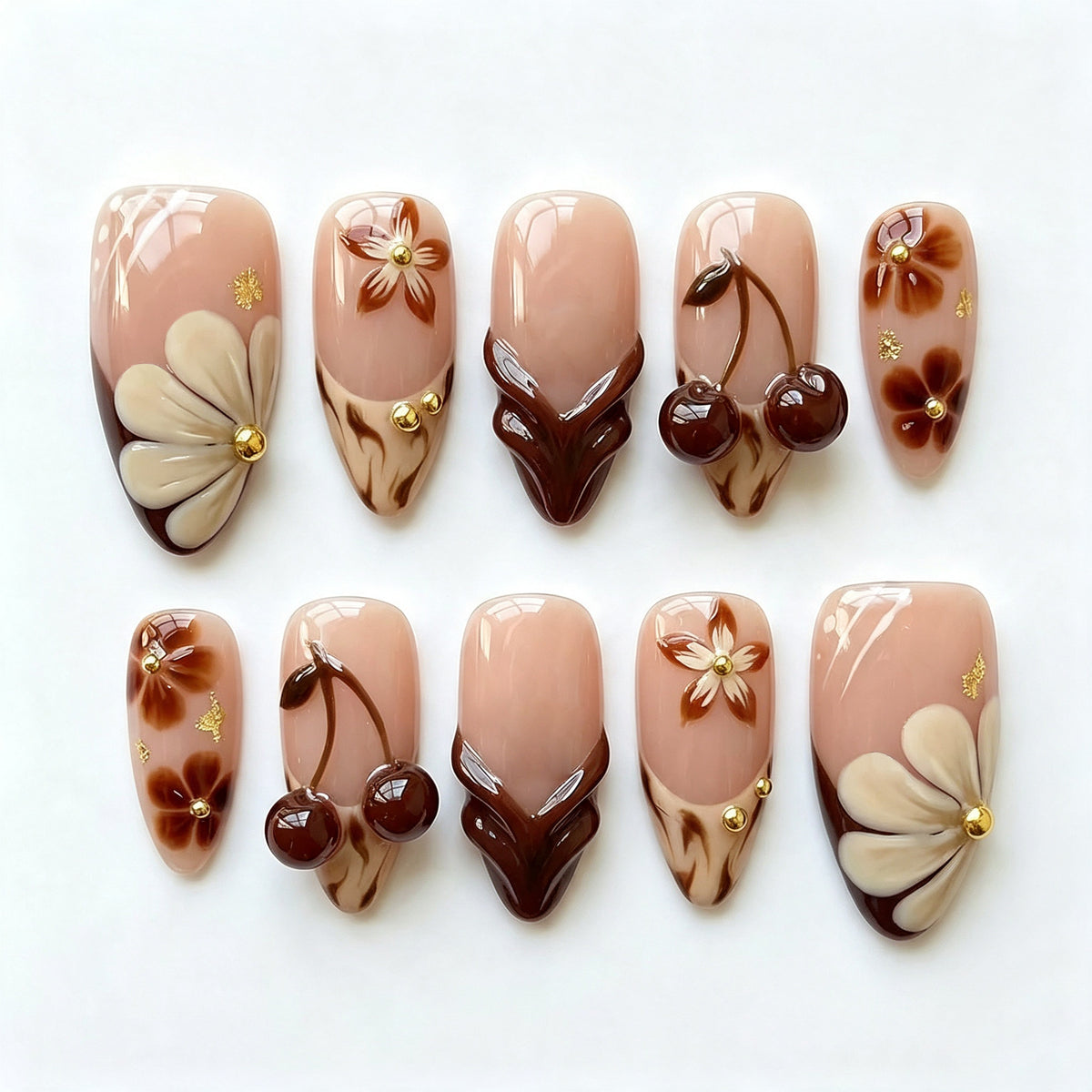 Künstlerisches florales und Kirsch-Press-On-Nageldesign-Set Brehn