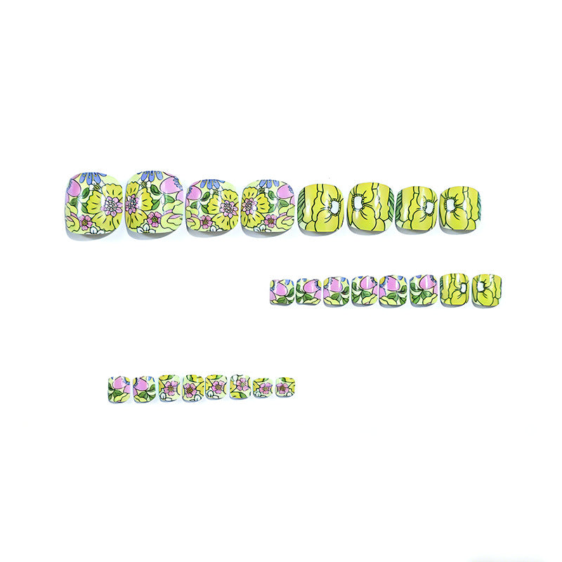 Floral Pediküre Nagelkunst Brehn