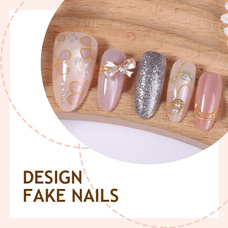 Kunstnagelset mit dekorativen Blüten- und Glitzerverzierungen Brehn