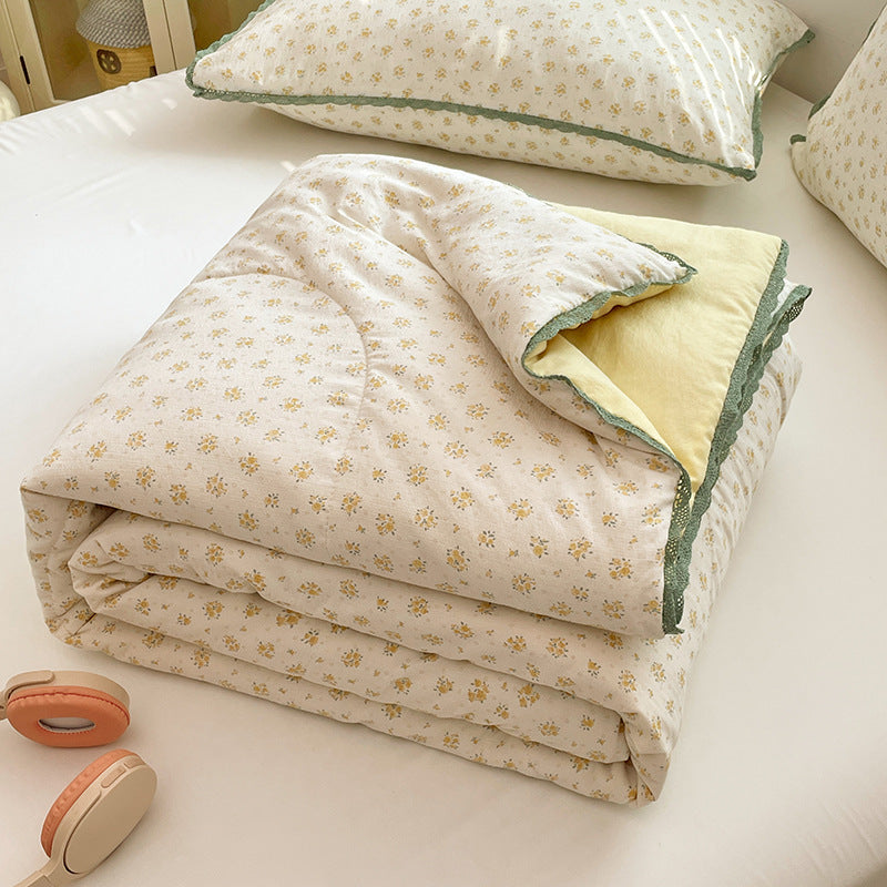 Damen Komfort-Bettdecke mit zartem Blumenmuster und hochwertiger Füllung Brehn