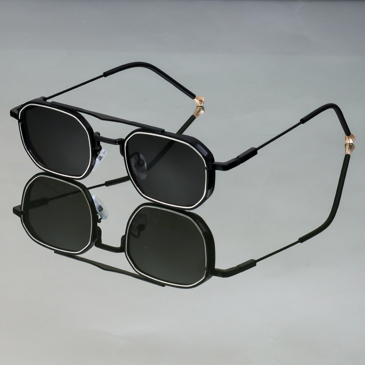 Damen Designer Sonnenbrille mit elegantem metallischen Rahmen Brehn