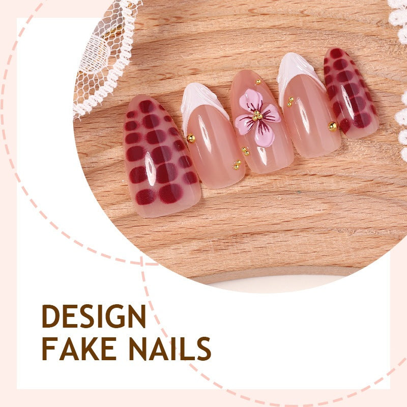 Kunstnagelset mit aufregenden Blumen- und Glitzermotiven Brehn
