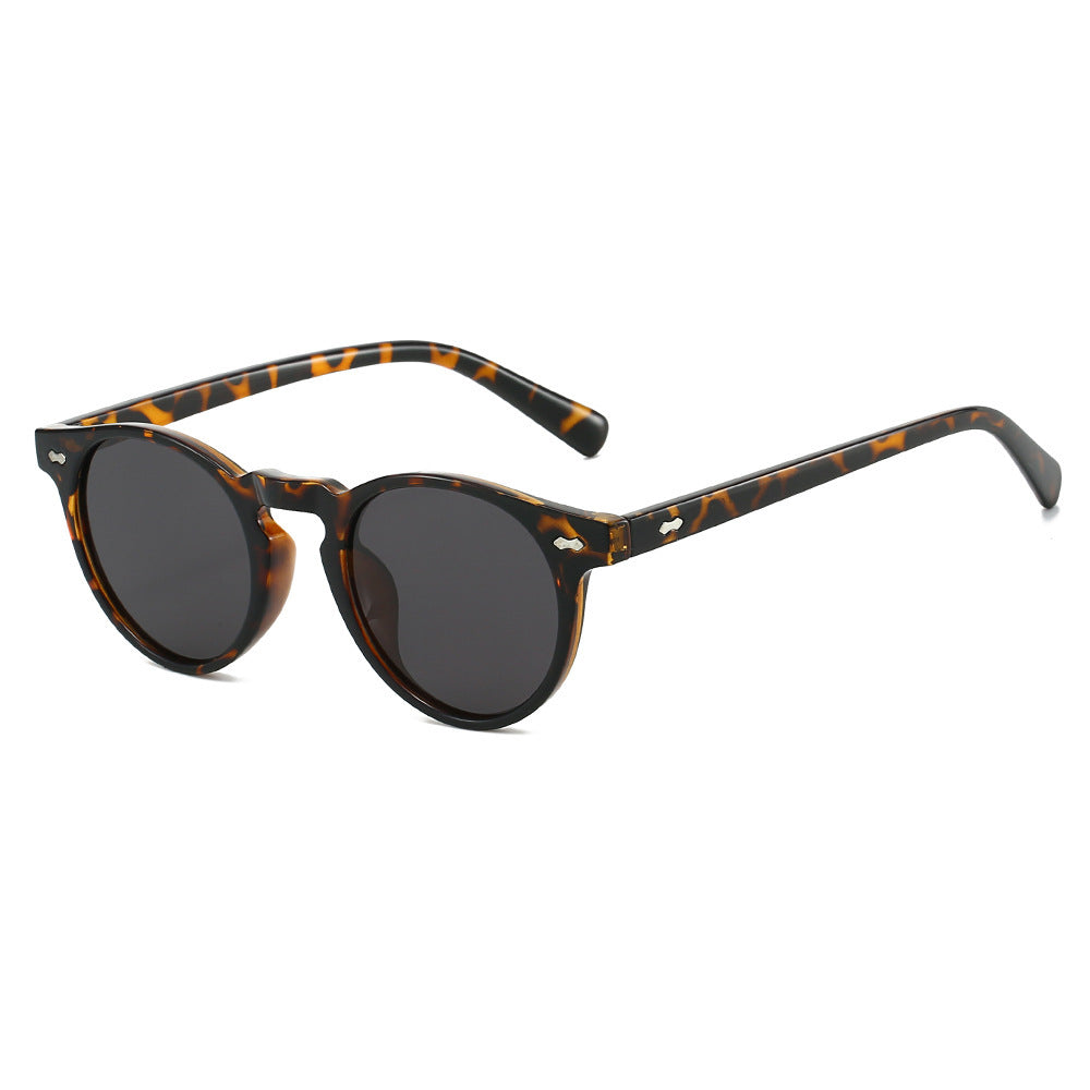 Damen Vintage Sonnenbrille mit runden Gläsern und transparentem Rahmen Brehn
