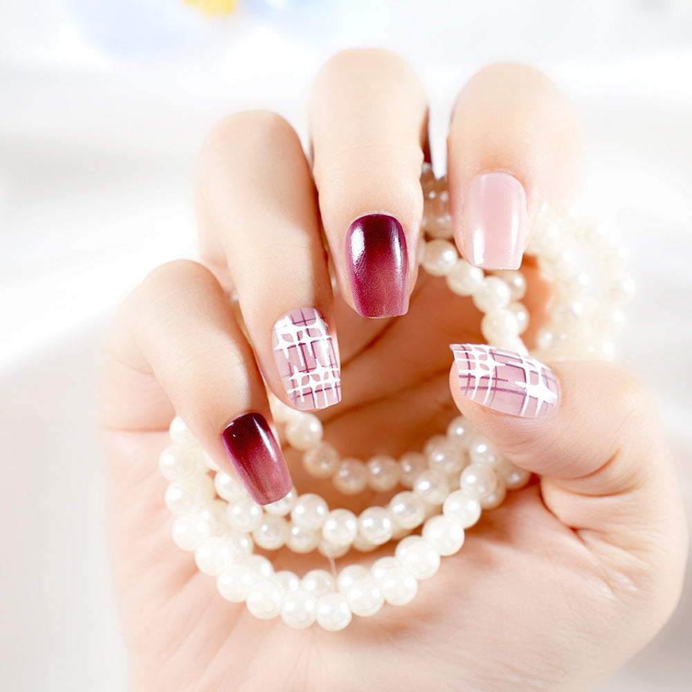 Stylisches Gradient Press-On Nagelset Brehn
