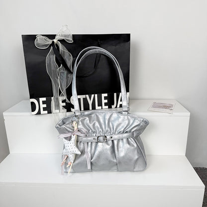 Stylische weiche Lederhandtasche mit Zubehör