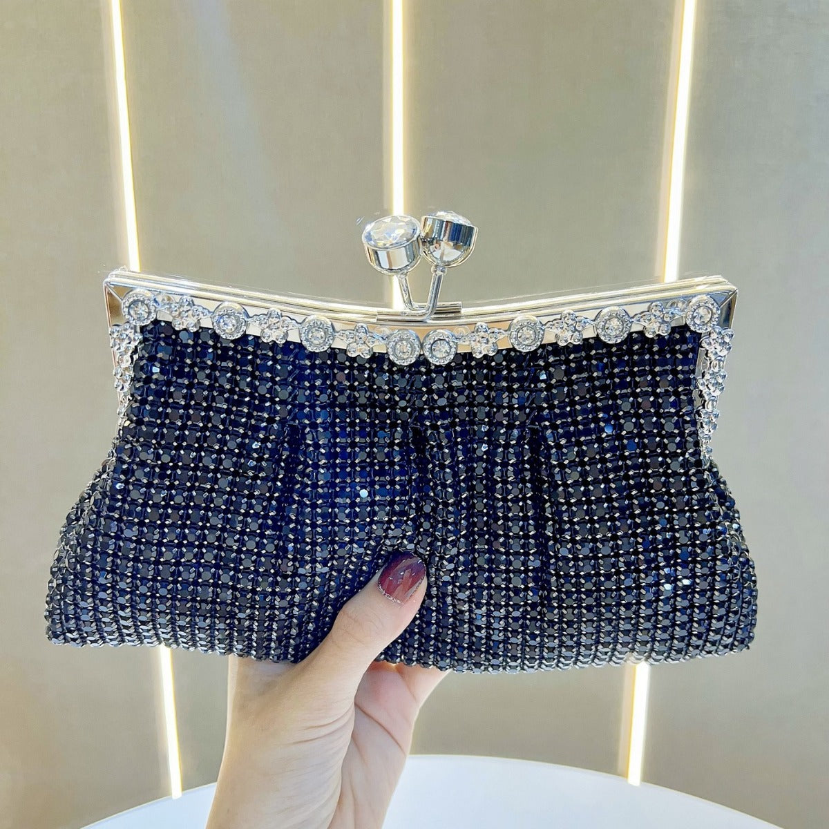 Glitzernde Kristall-Clutch