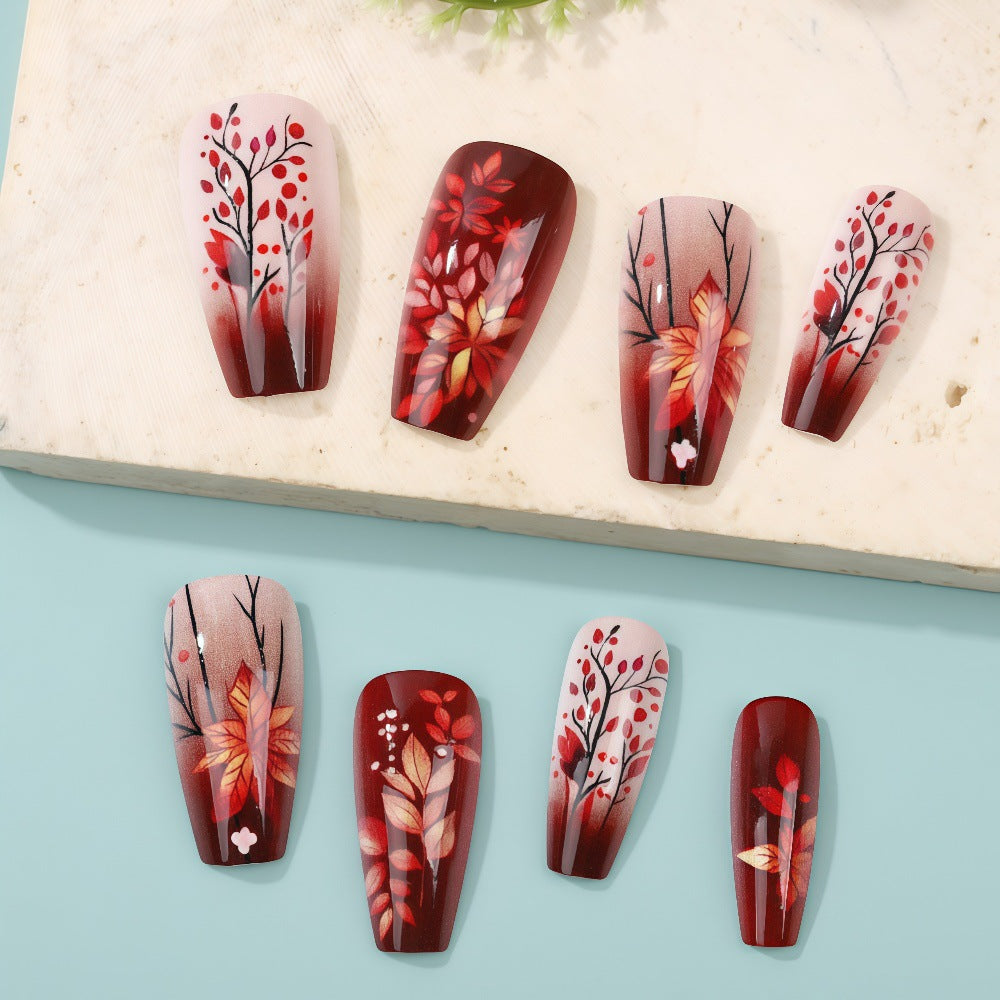 Kunstnägel mit floralem Design Brehn