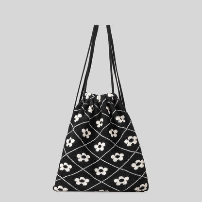 Leichte gestreifte Häkel-Tasche