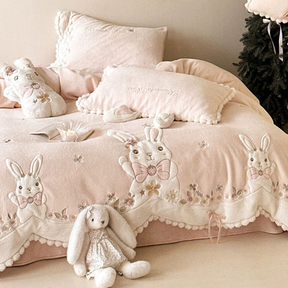 Plüsch gestepptes Bunny Applikation Bettbezugset mit Pom-Pom Besatz