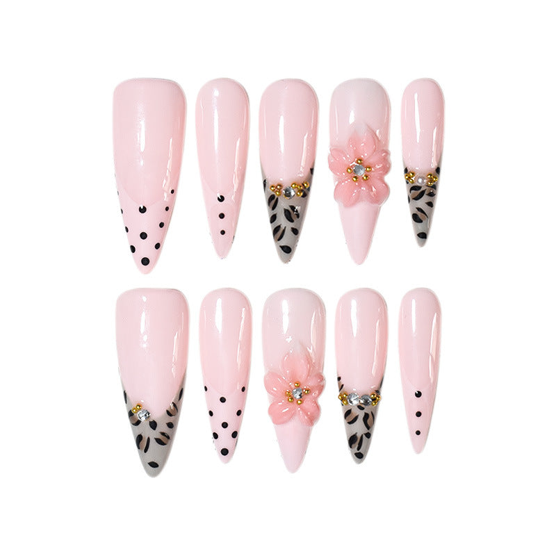 Premium Dekorative Nagelspitzen Brehn