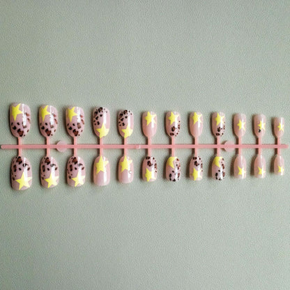 Trendy Tierdruck und Stern Nagelkunst Set