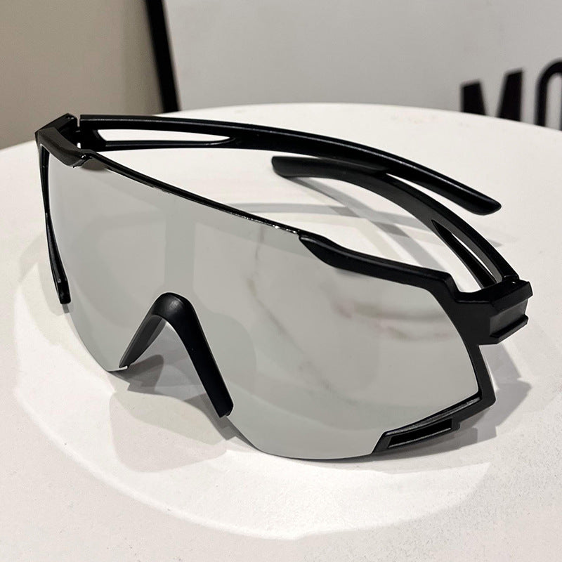 Herren Sportliche Rennbrille mit ergonomischem Design Brehn
