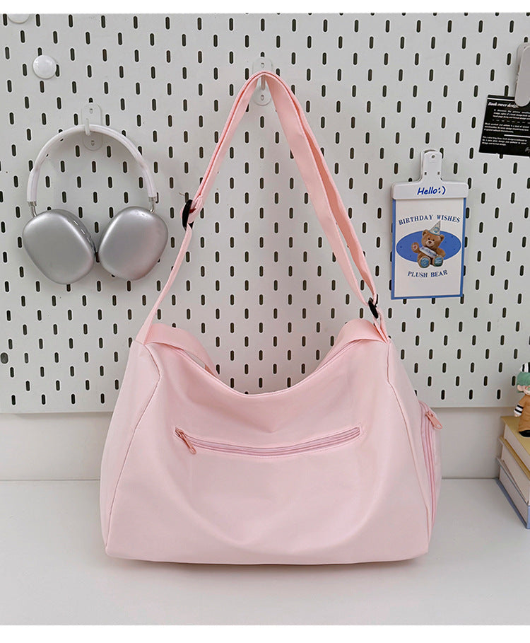 Sportliche Schultertasche mit Geräumigem Innenfach und Robustem Tragegurt Brehn
