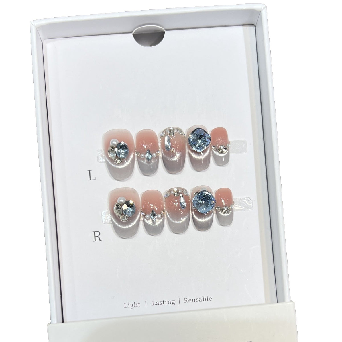 Wiederverwendbares, mit Strass verziertes Press-On Nagelset Brehn