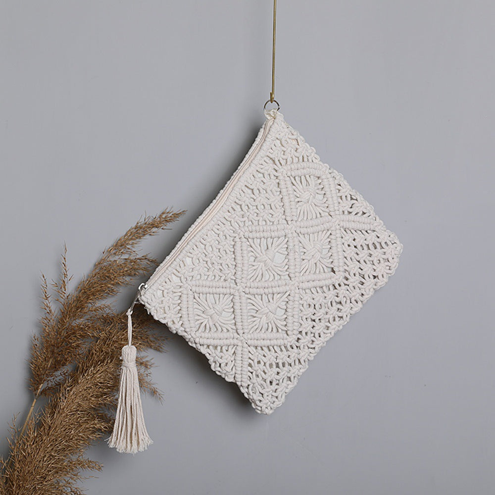 Makramee Clutch mit Quastendetails Brehn