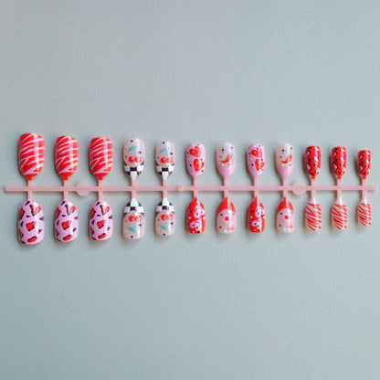 Verspieltes Nagelkunstdesign