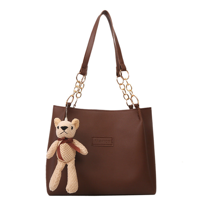 Stilvolle Handtasche mit Kettenakzenten
