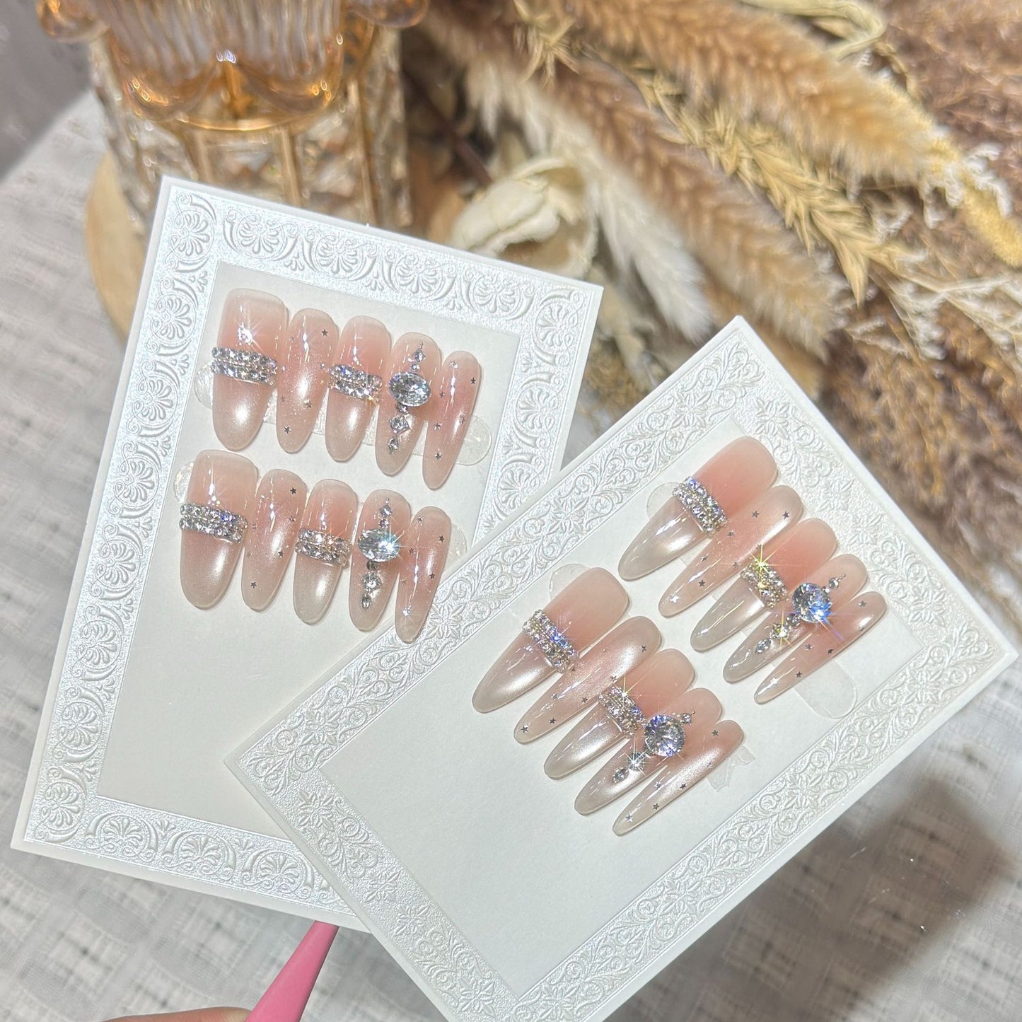 Premium mit Strass verzierten Stiletto Press-On Nägel Brehn