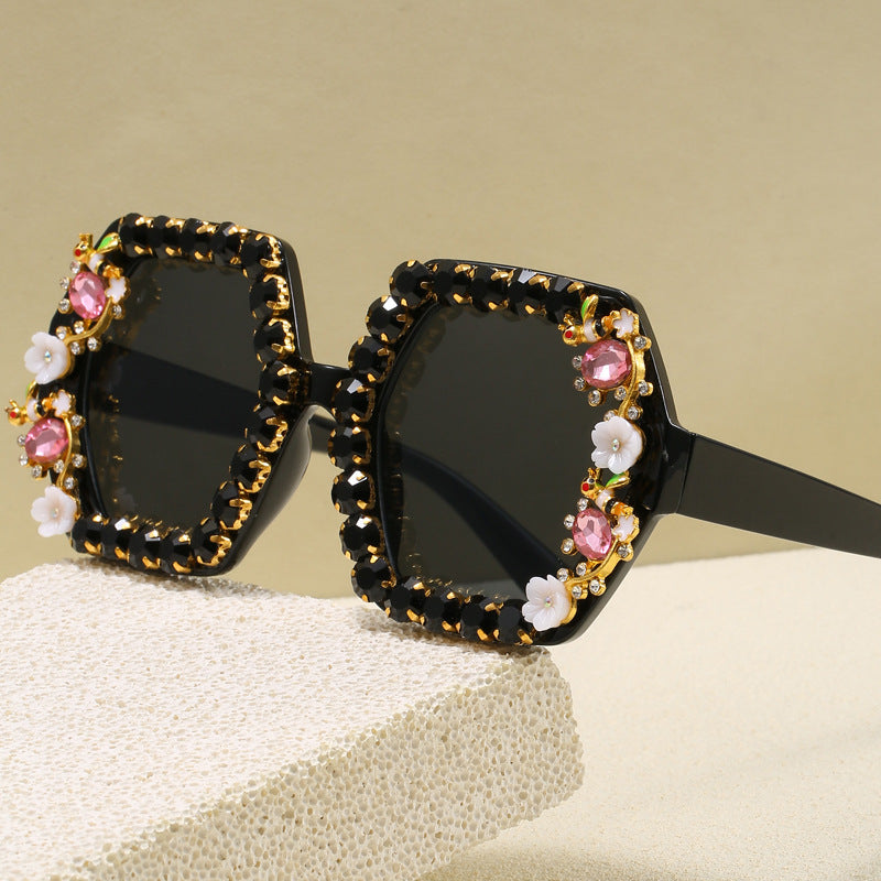 Damen extravagante Hexagon-Sonnenbrille mit Kristallverzierung Brehn