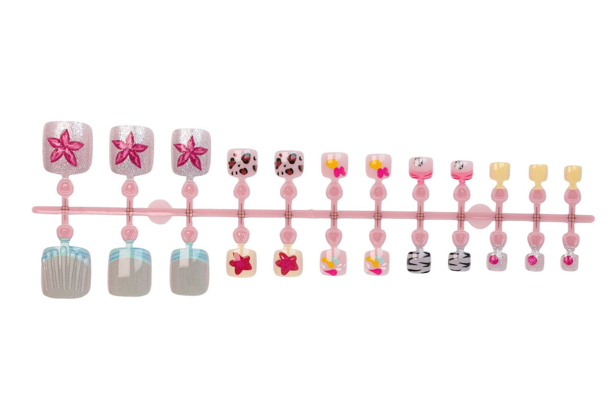 Kunstnagel Set mit verspielten Sommermotiven Brehn