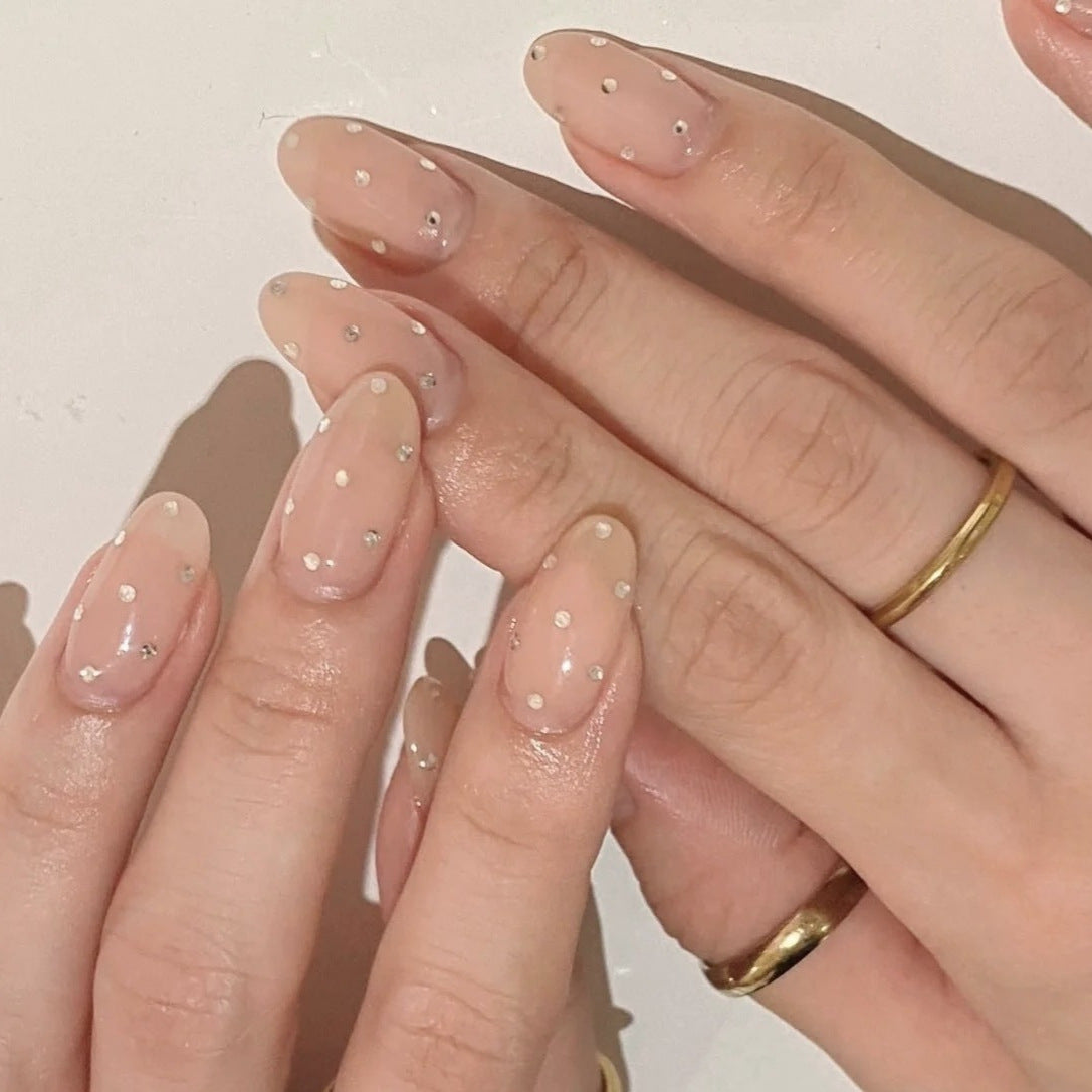 Dekorative Stiletto Press-On Nägel mit Strass-Akzenten Brehn
