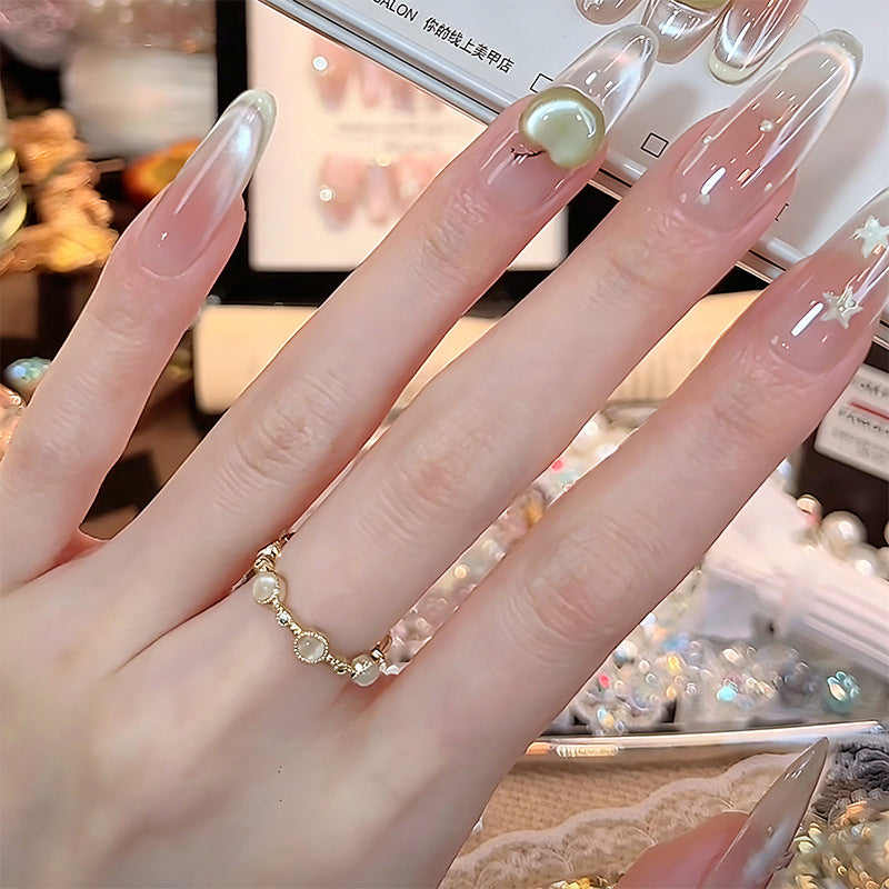 Kunstnagelset mit eleganten Glitzer-Akzenten Brehn