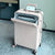 Texturiertes Hard-Shell Spinner Trolley