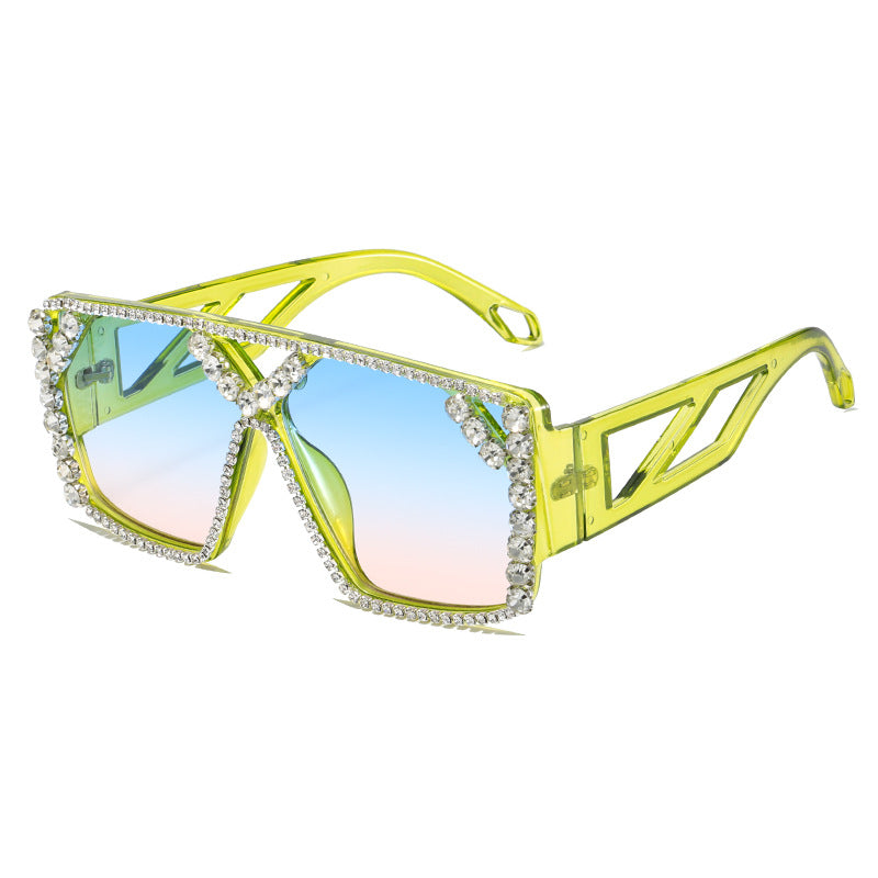 Damen Glamouröse Oversized-Sonnenbrille mit funkelndem Rahmen und UV-Schutz Brehn