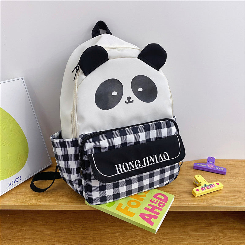 Verspielter Panda Cartoon Schulrucksack