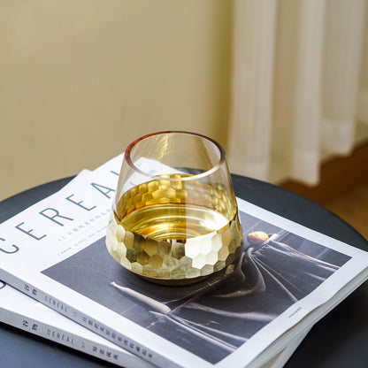 Künstliches Blumenarrangement