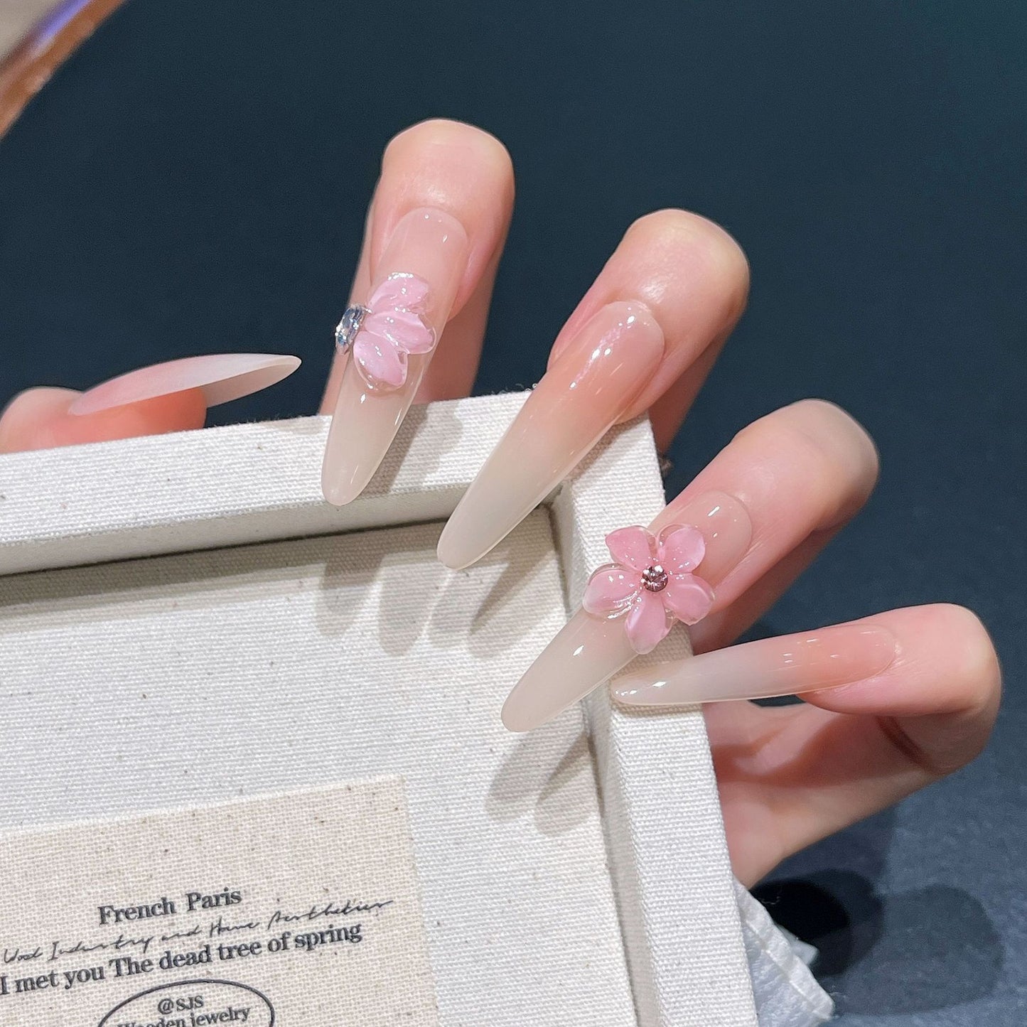 Blumen-Design Press-On Nagelverlängerungen Brehn