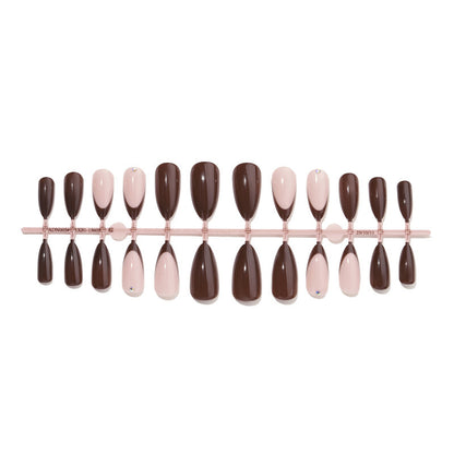 Kunstnagelset mit glamourösen Hochglanz-Designs Brehn